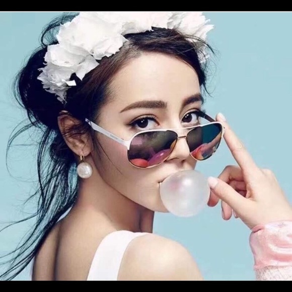 HOST PICK Kate Spade Pearl Lever Back Earrings - Picture 6 of 6